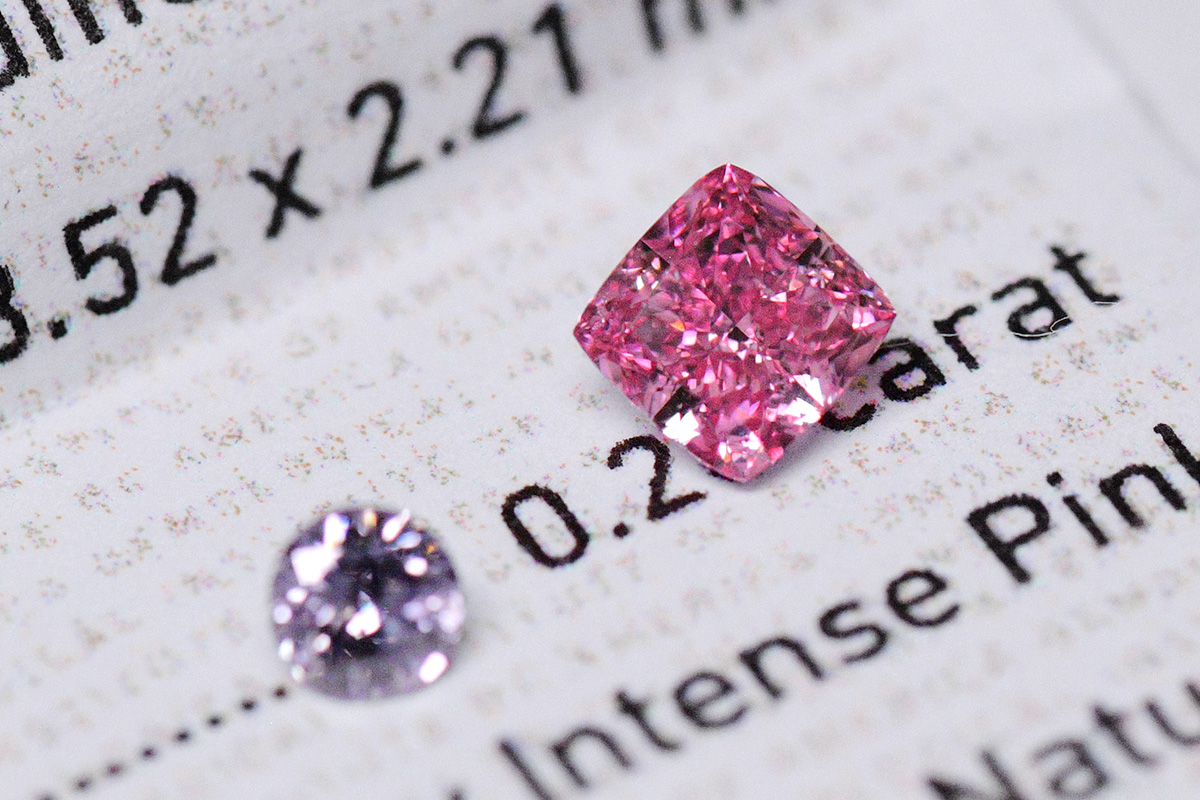 不純物が目立たない綺麗なピンクダイヤモンド